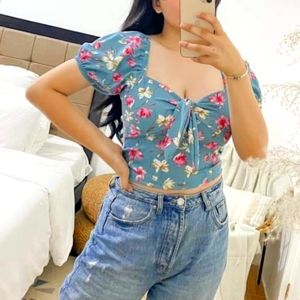Brand new! Puff Sleeve Floral Crop Top Tie Front
